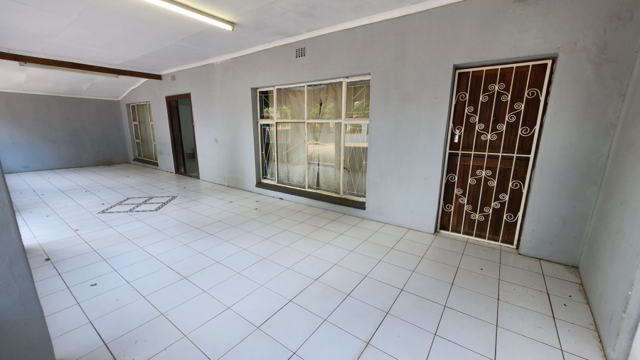 4 Bedroom Property for Sale in Stilfontein Ext 4 North West